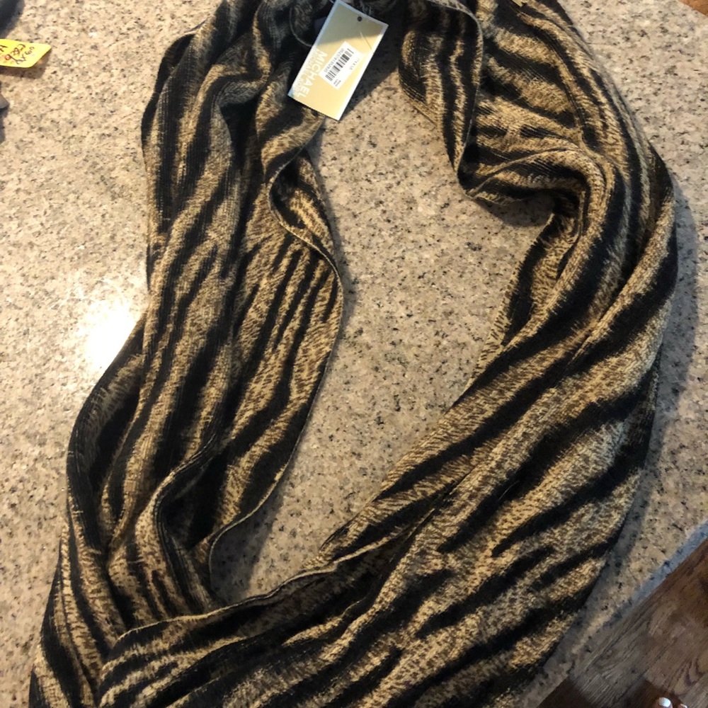 Michael Kors Infinity Scarf